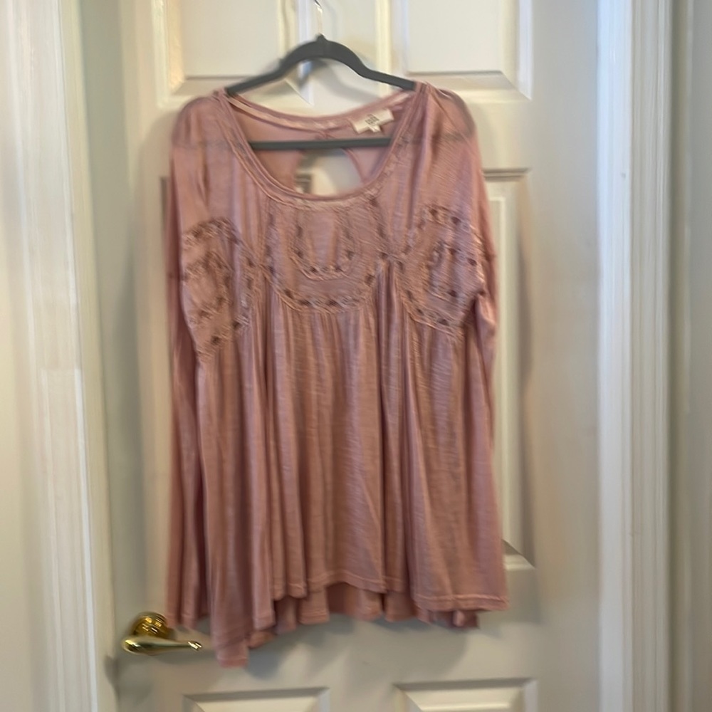 Rayon long sleeve lacy top with cami